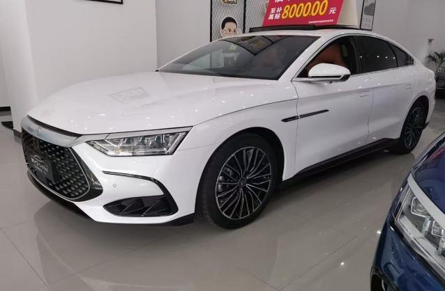 Byd Han 2023 DM-I champion version 121KM premium model