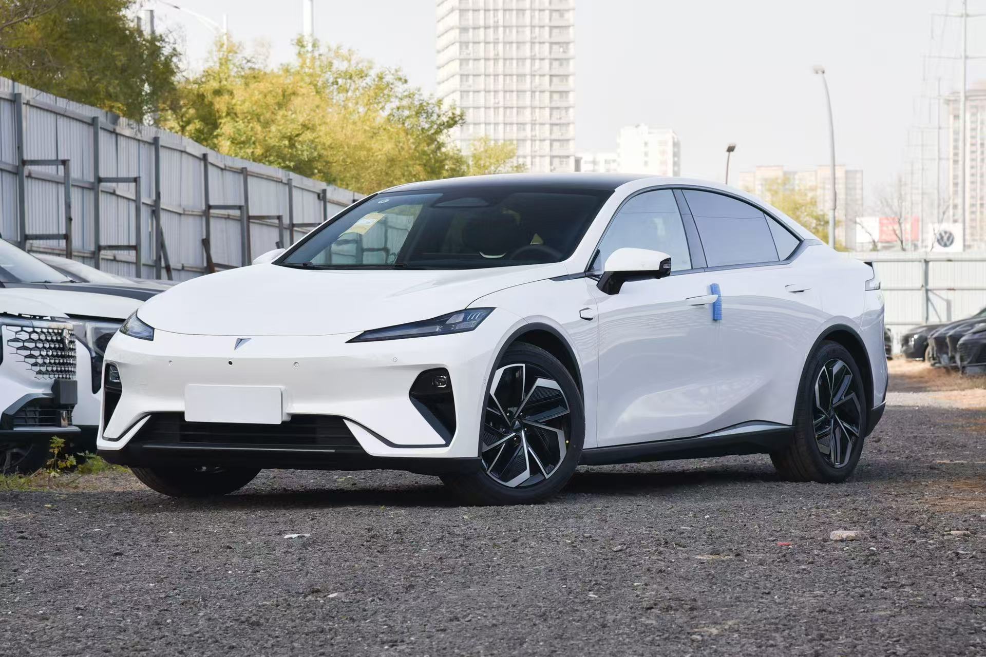 2026 Deepal L07 660Ultra Huawei Qiankun ADS SE Edition