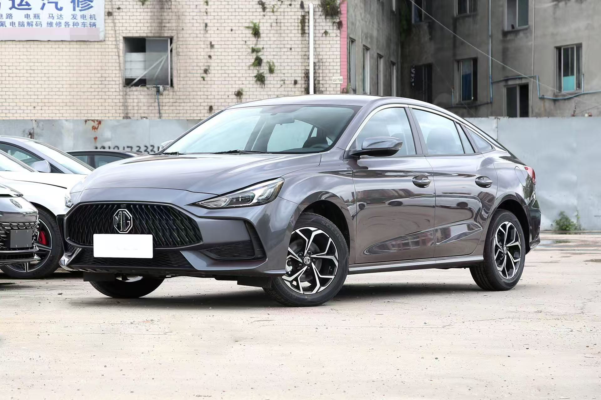 2026 BYD Qin L DM-i 128KM Leading Edition