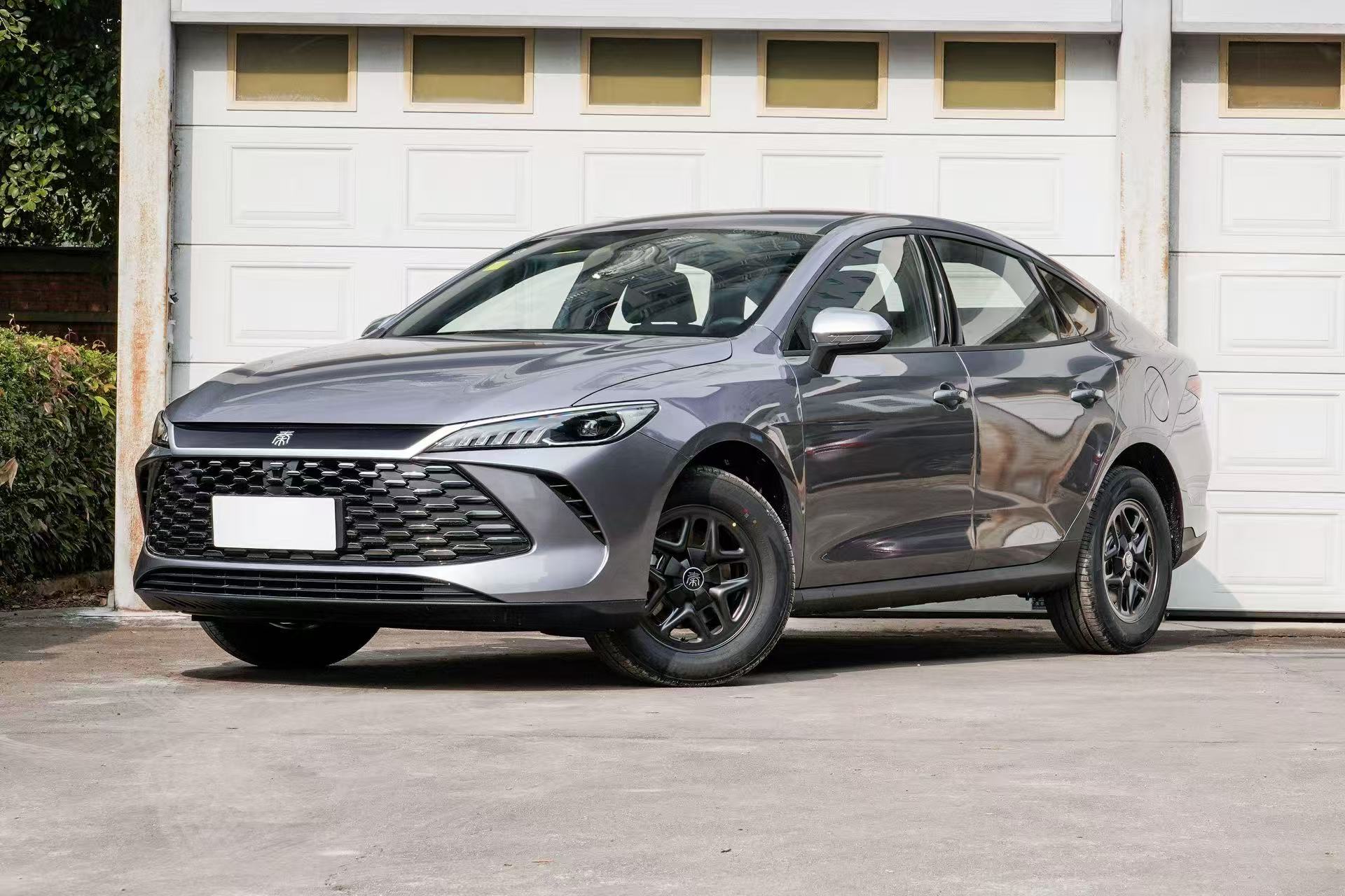 2026 BYD Qin PLUS DM-i 128KM Progressive Edition